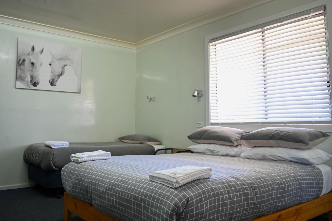 Motel Blackall Extérieur photo