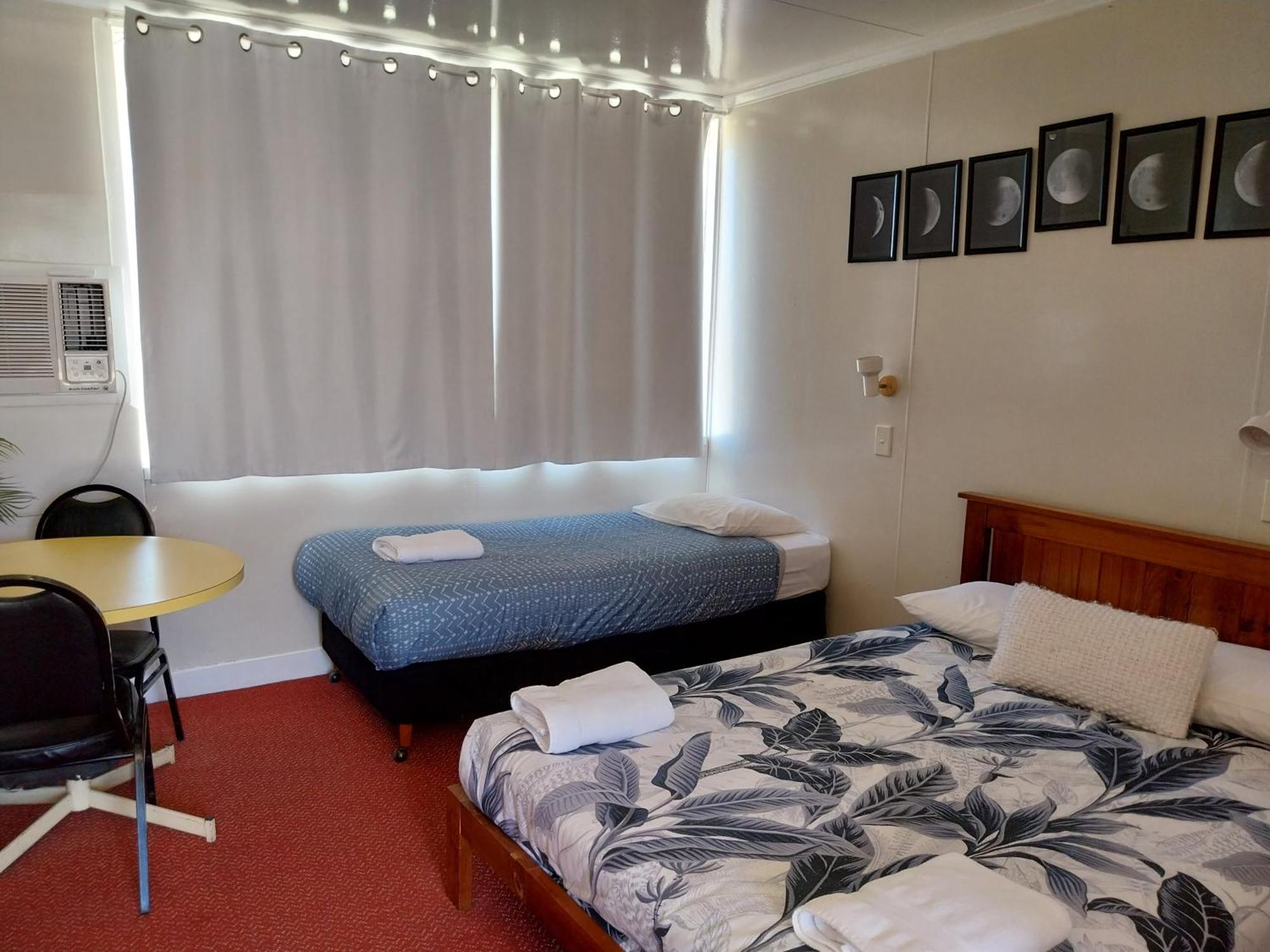 Motel Blackall Extérieur photo