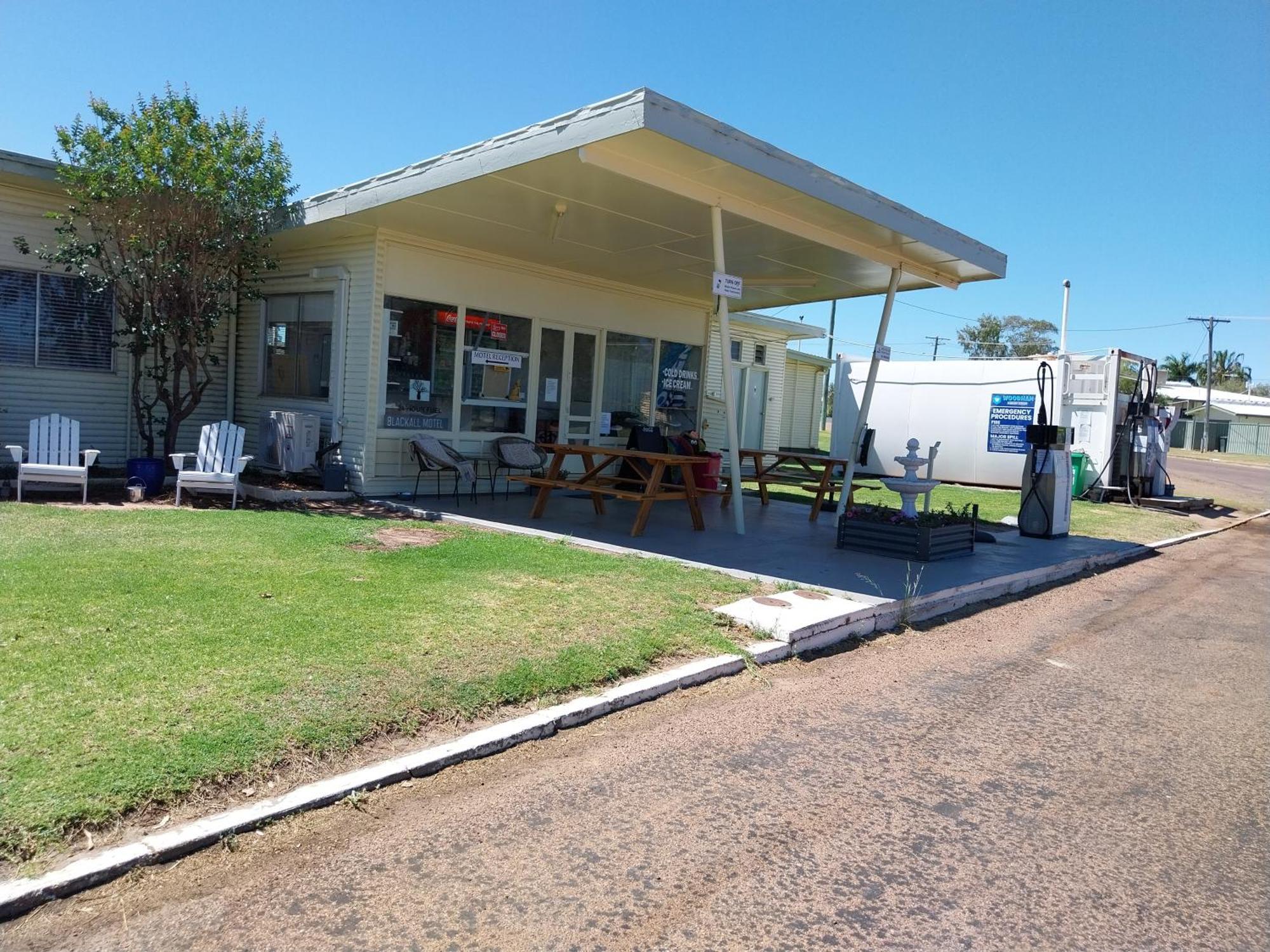 Motel Blackall Extérieur photo